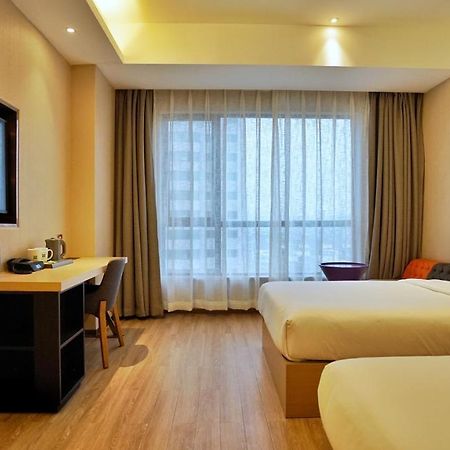 Ibis Styles Hangzhou Chaowang Road Hotel Buitenkant foto